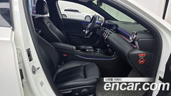 Mercedes-Benz A-Class 2021, фото 16