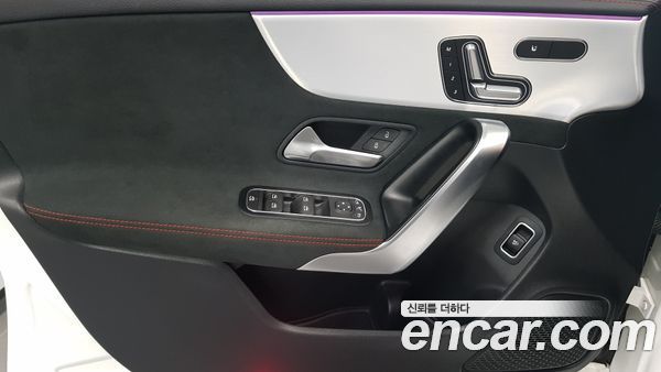 Mercedes-Benz CLA 2023, фото 15