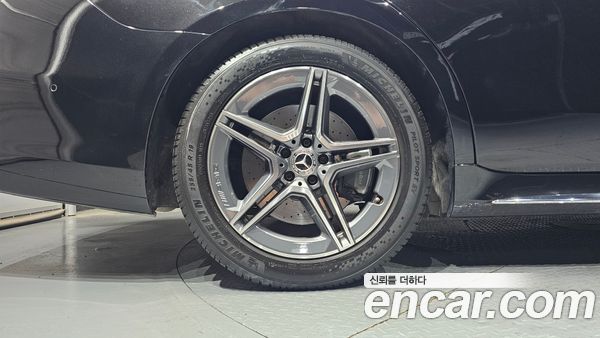 Mercedes-Benz S-Class 2022, фото 5