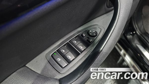 BMW X1 2022, фото 31