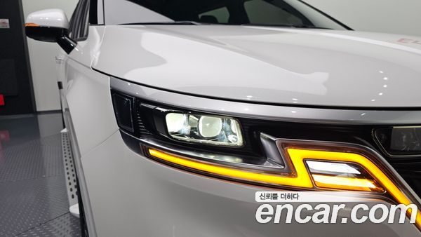 Kia Carnival 2021, фото 8