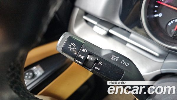 Kia Carnival 2021, фото 31