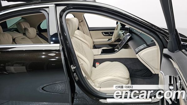 Mercedes-Benz S-Class 2023, фото 16