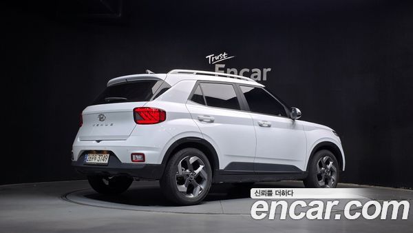 Hyundai Venue 2022, фото 2