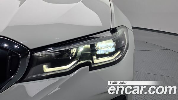 BMW 3 Series 2021, фото 7