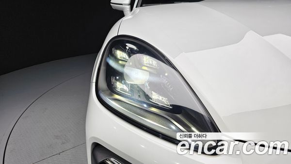 Porsche Cayenne 2020, фото 8