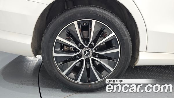 Mercedes-Benz C-Class 2020, фото 5
