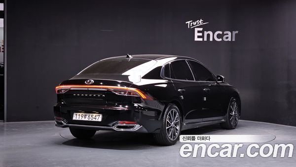 Hyundai Grandeur 2022, фото 2