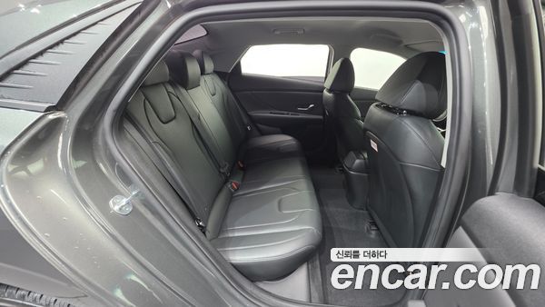 Hyundai Elantra 2021, фото 18