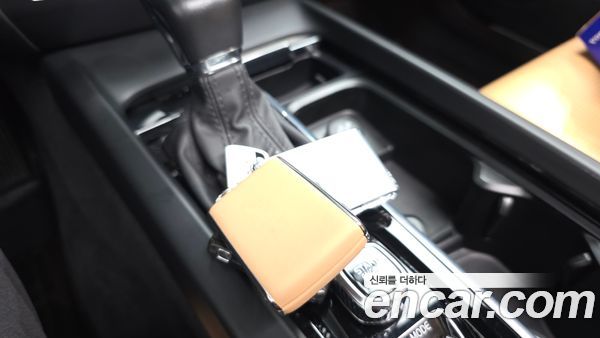 Volvo V60 2020, фото 15