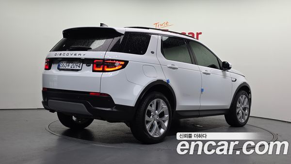 Land Rover Discovery Sport 2023, фото 2