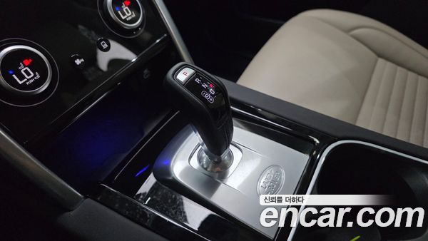 Land Rover Discovery Sport 2023, фото 9