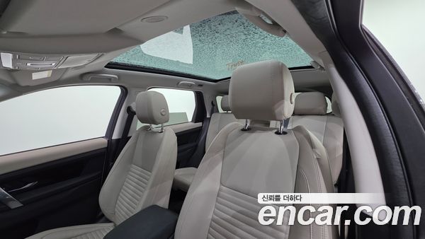Land Rover Discovery Sport 2023, фото 11