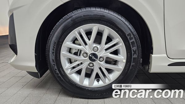 Kia Picanto 2023, фото 5