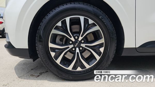 Kia Carnival 2022, фото 5