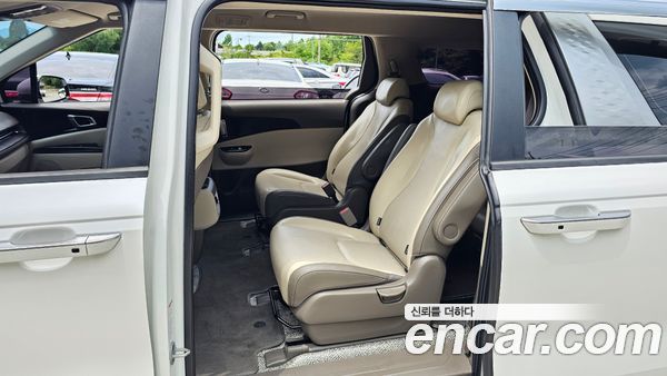 Kia Carnival 2022, фото 11