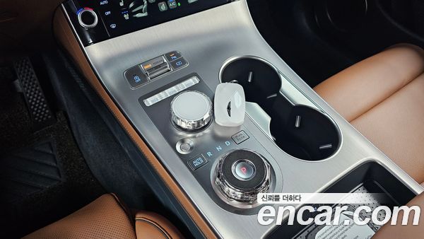Genesis GV70 2026, фото 11