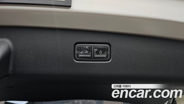 Genesis GV70 2026, фото 21