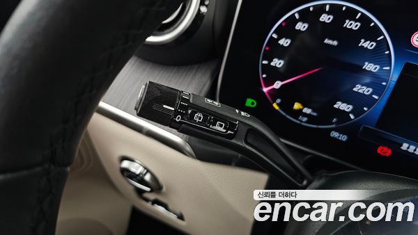 Mercedes-Benz GLC 2024, фото 30