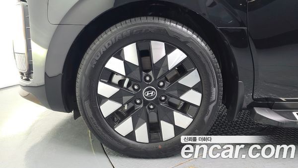 Hyundai Staria 2025, фото 5