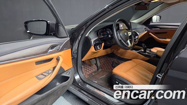 BMW 5 Series 2020, фото 12