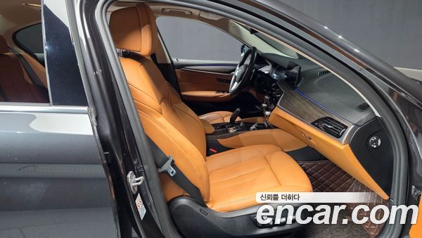BMW 5 Series 2020, фото 16