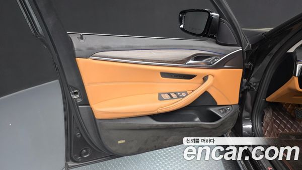 BMW 5 Series 2020, фото 13