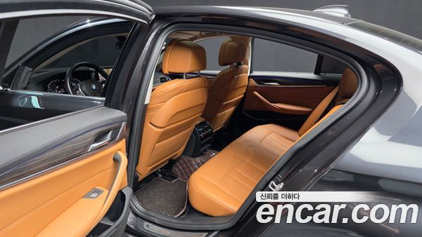 BMW 5 Series 2020, фото 15