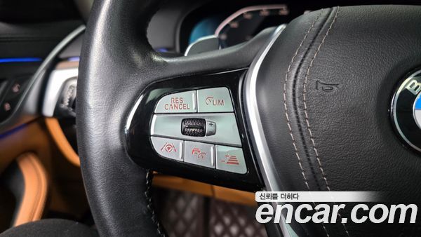 BMW 5 Series 2020, фото 30