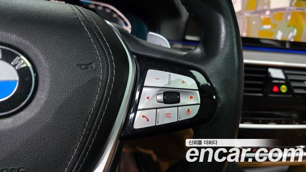BMW 5 Series 2020, фото 31