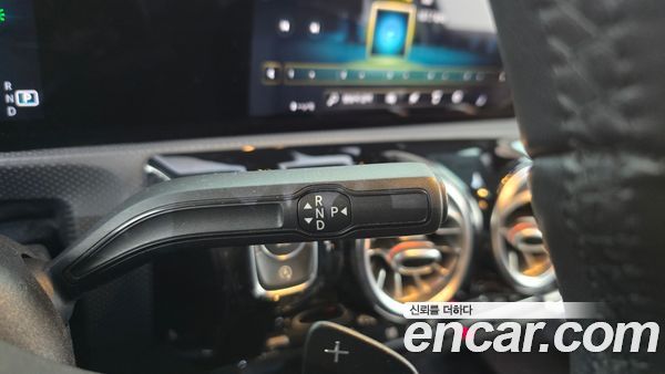 Mercedes-Benz A-Class 2020, фото 12