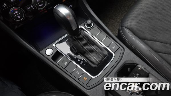 Volkswagen Jetta 2021, фото 12