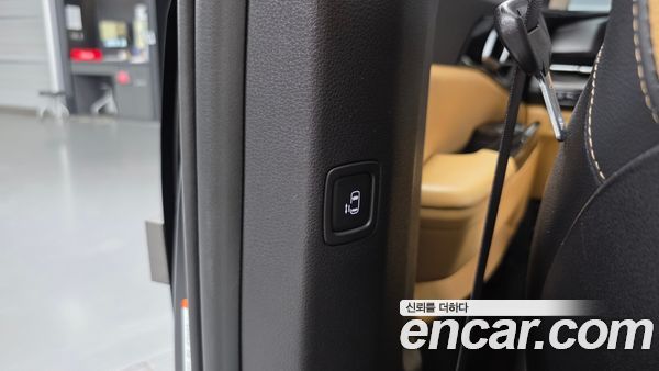 Kia Carnival 2023, фото 30