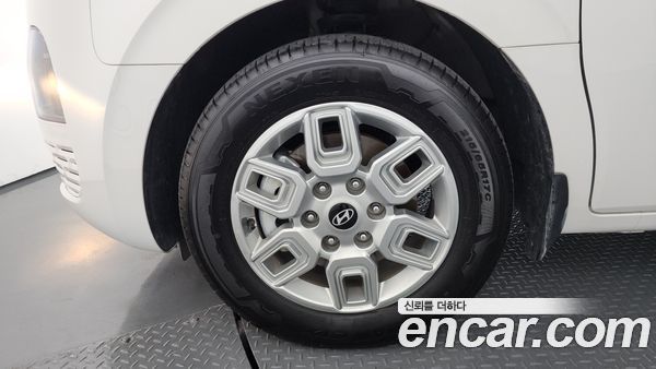 Hyundai Staria 2025, фото 5