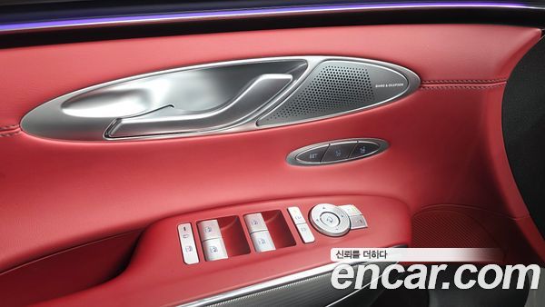 Genesis GV70 2025, фото 28