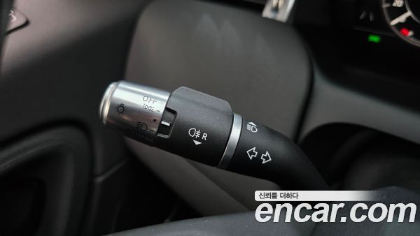 Land Rover Discovery Sport 2020, фото 25