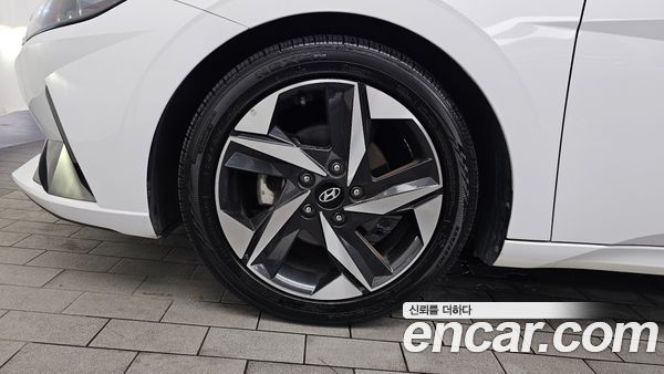 Hyundai Elantra 2021, фото 5