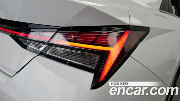 Hyundai Elantra 2021, фото 9