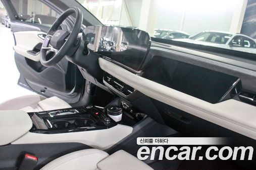 Audi A6 e-Tron 2025, фото 12
