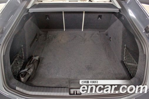 Audi A6 e-Tron 2025, фото 18