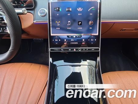 Mercedes-Benz S-Class 2022, фото 9