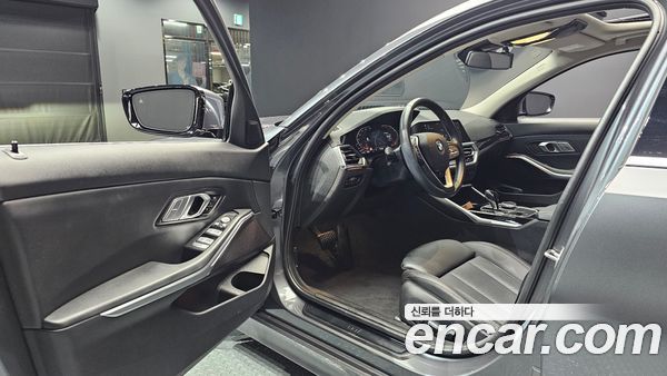 BMW 3 Series 2022, фото 13