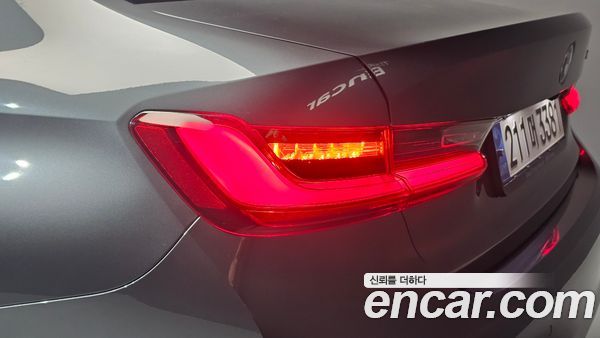 BMW 3 Series 2022, фото 9