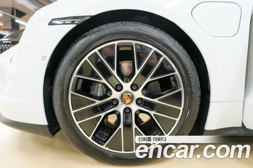 Porsche Taycan 2022, фото 5