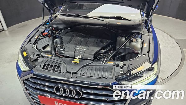 Audi A8 2021, фото 6