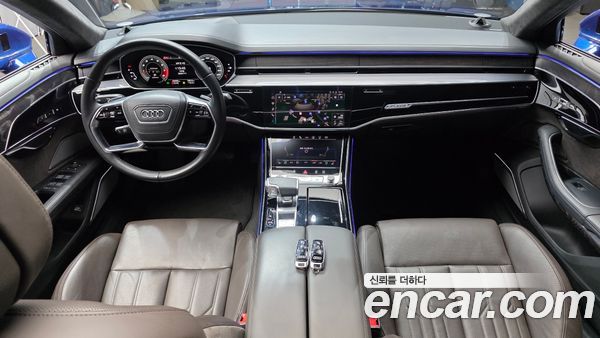 Audi A8 2021, фото 10