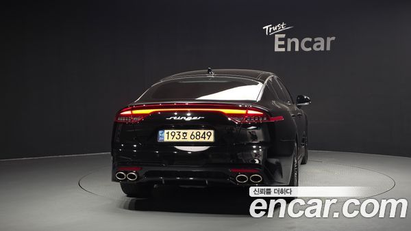 Kia Stinger 2023, фото 4