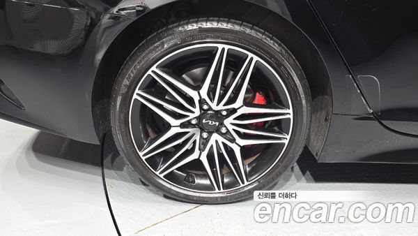 Kia Stinger 2023, фото 5