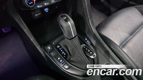 Hyundai Veloster 2021, фото 12