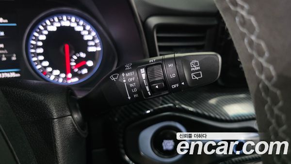 Hyundai Veloster 2021, фото 26